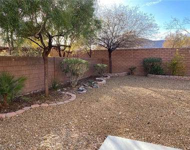 10331 Kadumba Street - Photo Thumbnail 25