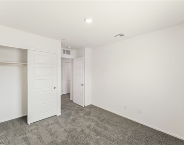 7352 Joanna Brook Street - Photo Thumbnail 19