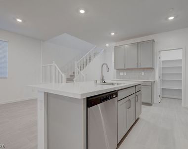 1582 Hopeful Lark Lane - Photo Thumbnail 15