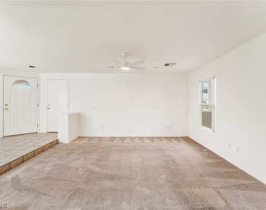9522 Arrowhead Falls Court - Photo Thumbnail 6