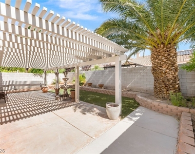 9522 Arrowhead Falls Court - Photo Thumbnail 36