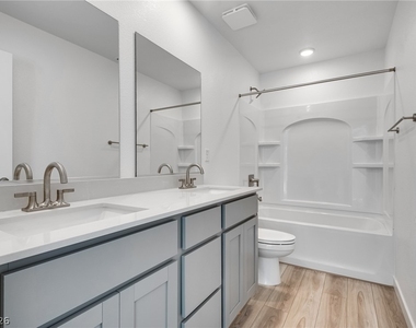 10733 Rhinehill Avenue - Photo Thumbnail 11