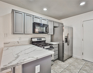 9285 Casa Christina Lane - Photo Thumbnail 1