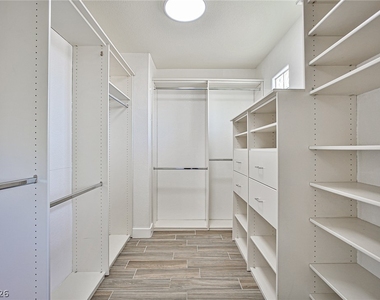 9285 Casa Christina Lane - Photo Thumbnail 15