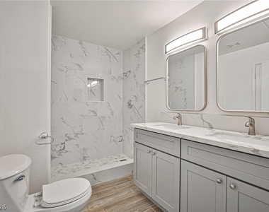 9285 Casa Christina Lane - Photo Thumbnail 16