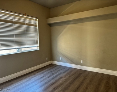 1625 Hidden Spring Drive - Photo Thumbnail 13