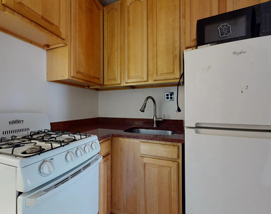 214 East 10th Street - Photo Thumbnail 1