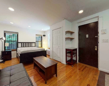 322 2nd Avenue - Photo Thumbnail 4