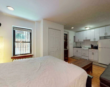 322 2nd Avenue - Photo Thumbnail 1