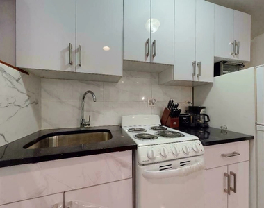 322 2nd Avenue - Photo Thumbnail 5