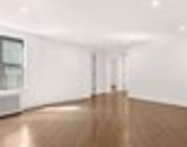 East 70th and 2nd avenue - Photo Thumbnail 2