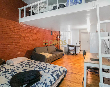 East 5th Street - Photo Thumbnail 1