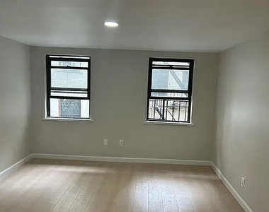  East 11th Street - Photo Thumbnail 1