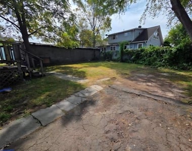 35 Dayton Street - Photo Thumbnail 1