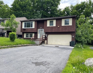 134 Sunhill - Photo Thumbnail 1