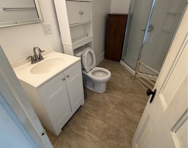 1056 Walnut Street - Photo Thumbnail 4