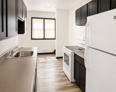 35 Weld Street - Photo Thumbnail 3