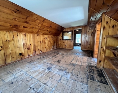 79 Evangeline Street - Photo Thumbnail 13
