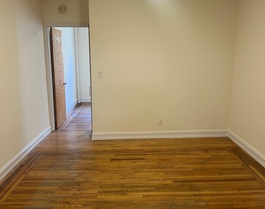 East 84th Street - Photo Thumbnail 3