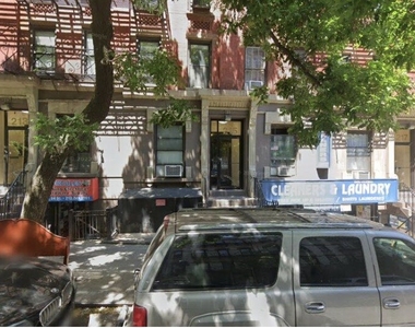 East 84th Street - Photo Thumbnail 11