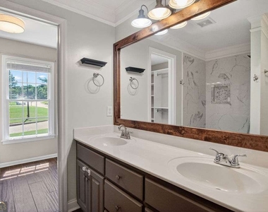354 E Creek Bend - Photo Thumbnail 23