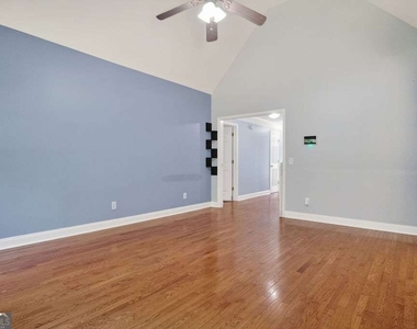 354 E Creek Bend - Photo Thumbnail 18