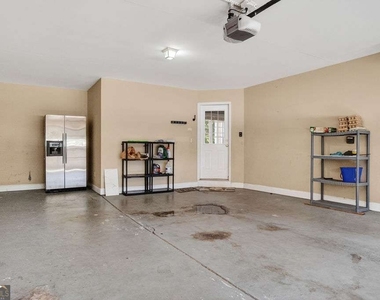 354 E Creek Bend - Photo Thumbnail 40