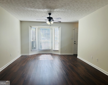314 Harwell Avenue - Photo Thumbnail 6
