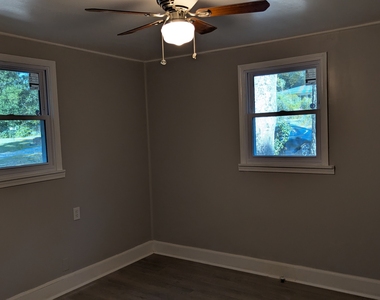 3444 Mogul Road - Photo Thumbnail 4