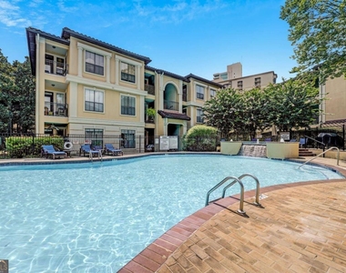 3777 Peachtree Road Ne - Photo Thumbnail 22