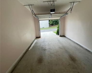 1028 Montague Place Court - Photo Thumbnail 25