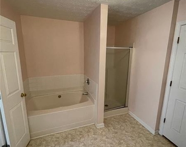 1028 Montague Place Court - Photo Thumbnail 17