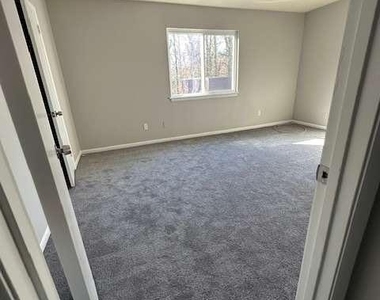 265 Peyton Place Sw - Photo Thumbnail 2