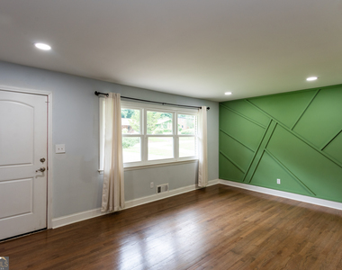 2752 Arrowood Drive - Photo Thumbnail 5