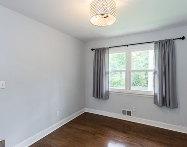 2752 Arrowood Drive - Photo Thumbnail 13