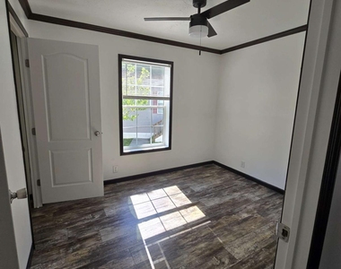 51 E Cardinal Lane E - Photo Thumbnail 5