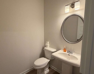 3587 Fairhaven Drive - Photo Thumbnail 4