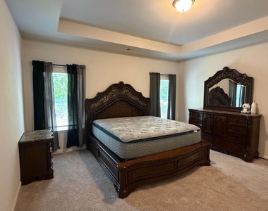 3587 Fairhaven Drive - Photo Thumbnail 7