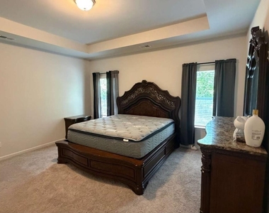 3587 Fairhaven Drive - Photo Thumbnail 8