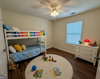 207 Granite Way - Photo Thumbnail 21