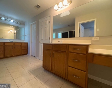 3210 Warbler Way - Photo Thumbnail 14