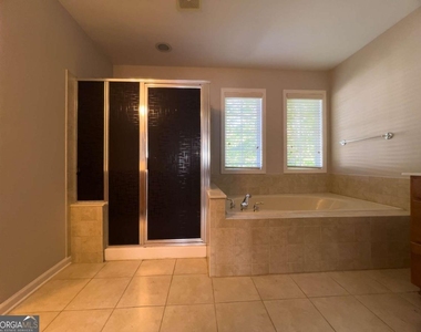 3210 Warbler Way - Photo Thumbnail 15