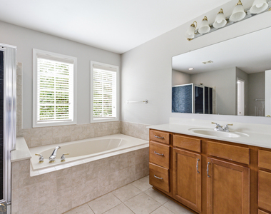 3210 Warbler Way - Photo Thumbnail 21