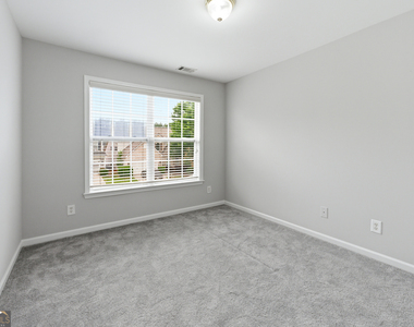3210 Warbler Way - Photo Thumbnail 28
