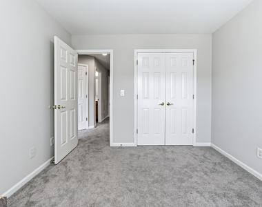3210 Warbler Way - Photo Thumbnail 31