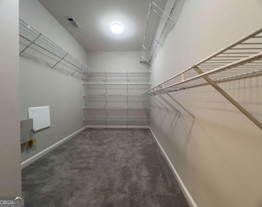 3210 Warbler Way - Photo Thumbnail 16