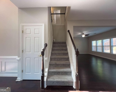 3210 Warbler Way - Photo Thumbnail 7