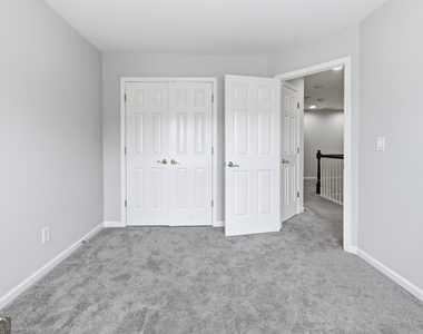 3210 Warbler Way - Photo Thumbnail 29