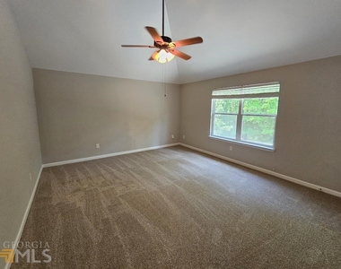 99 Matador Way - Photo Thumbnail 10