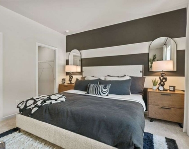 100 Holt Lane - Photo Thumbnail 17